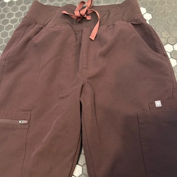 Figs Technical Collection Yola Skinny Jogger Scrub Pants Espresso Women S - Picture 3 of 6